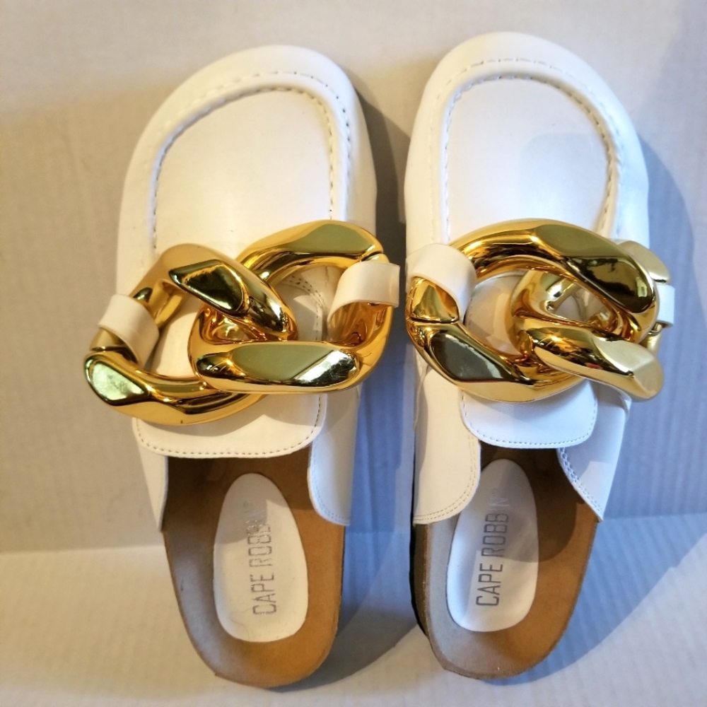 Cape Robin Chain Link Colinda Mules Size 9M